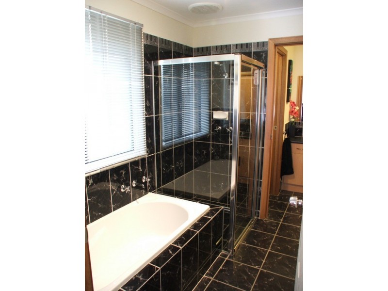 32 Sandstone Avenue, Walkley Heights SA 5098