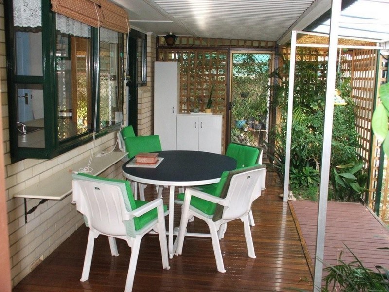 8 Chatsworth Avenue, Valley View SA 5093