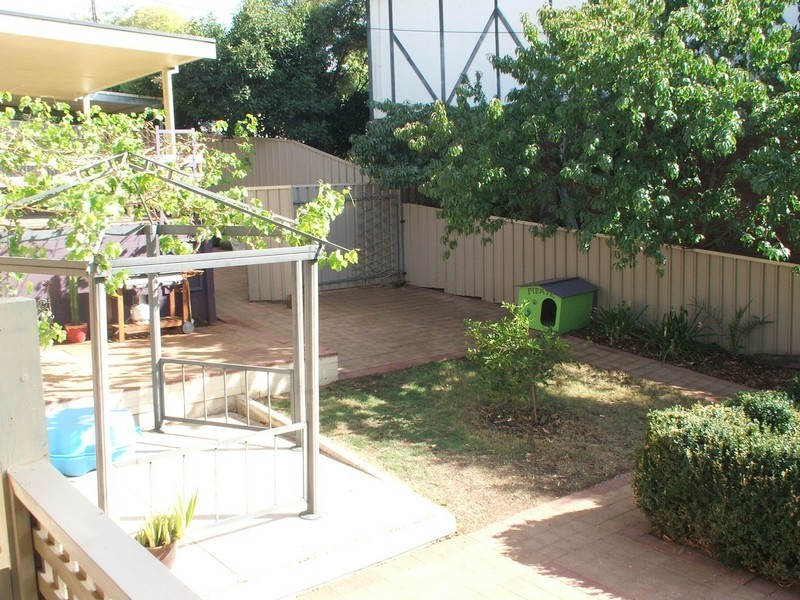 57 Knightsbridge Avenue, Valley View SA 5093