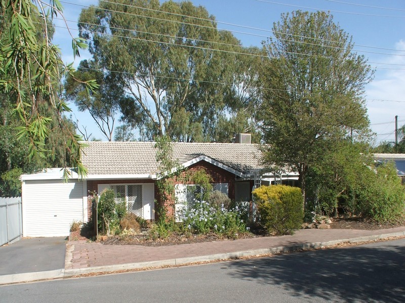 15 Somerset Avenue, Redwood Park SA 5097