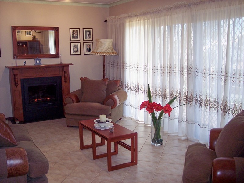 17 Quondong Avenue, Athelstone SA 5076