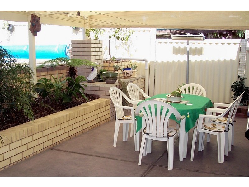 17 Quondong Avenue, Athelstone SA 5076