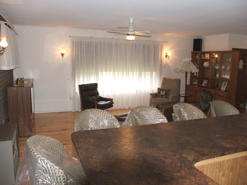 4 Bradman Road, Parafield Gardens SA 5107