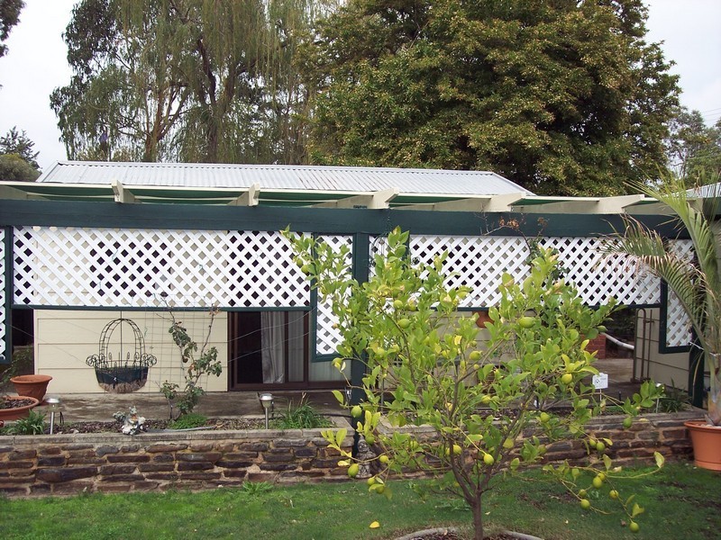 1 Gordon Avenue, St Agnes SA 5097