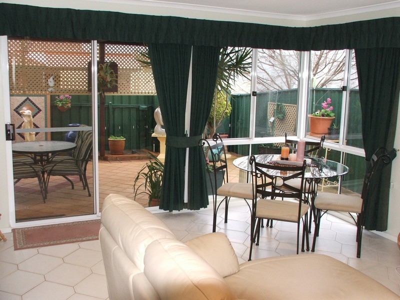 14 Lake Magenta Court, Greenwith SA 5125