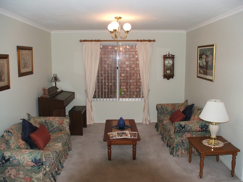 14 Lake Magenta Court, Greenwith SA 5125