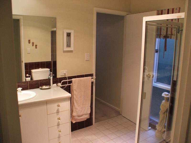 14 Lake Magenta Court, Greenwith SA 5125