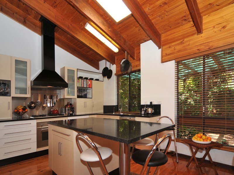 10 Warramunda Crescent, Banksia Park SA 5091