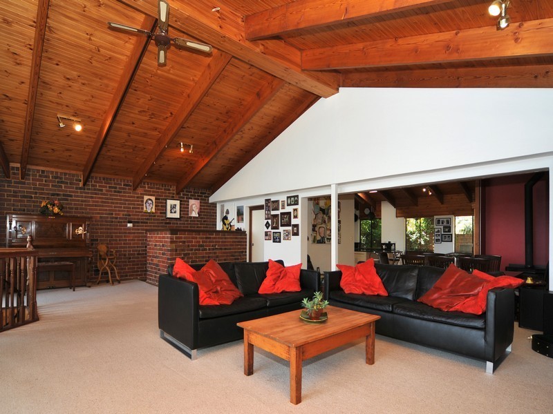 10 Warramunda Crescent, Banksia Park SA 5091