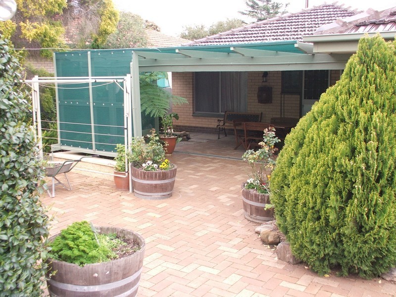 10 Pope Crescent, Hope Valley SA 5090
