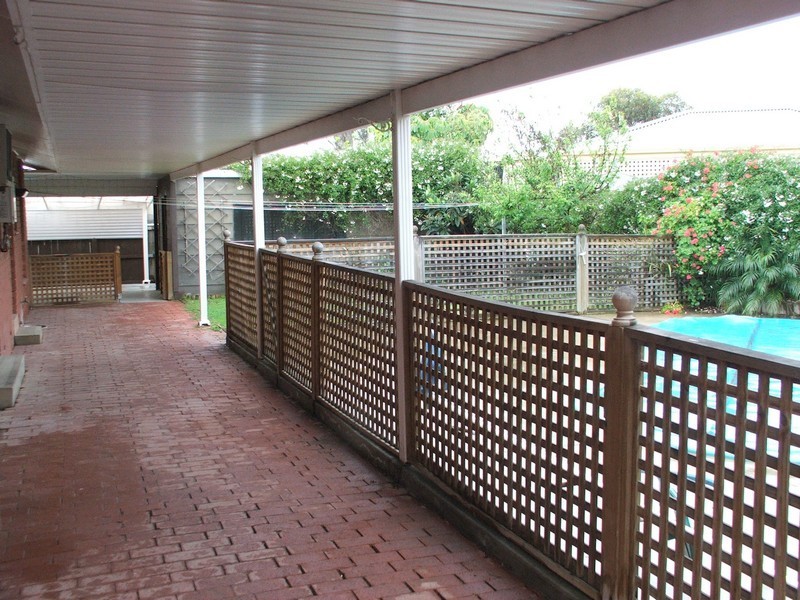 8 Abercrombie Crescent, St Agnes SA 5097