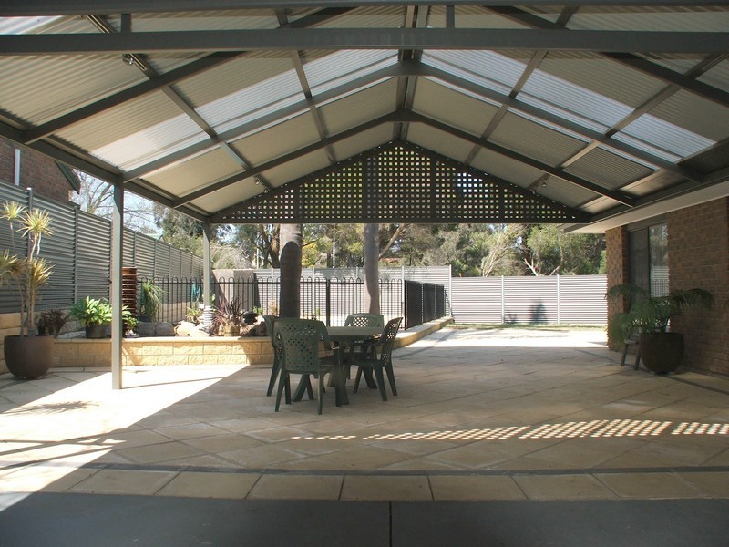 16 Baraga Grove, Modbury Heights SA 5092