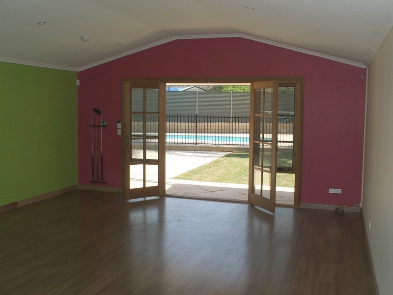 16 Baraga Grove, Modbury Heights SA 5092