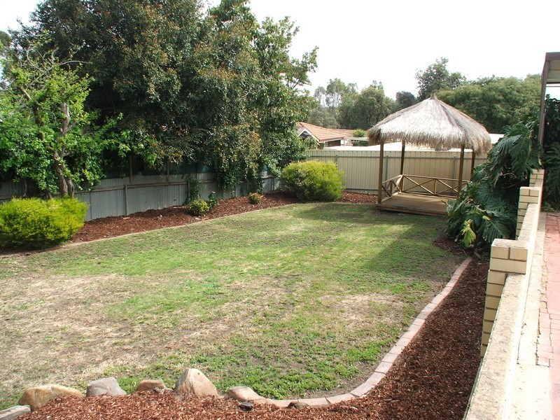 25 Tarni Street, Fairview Park SA 5126