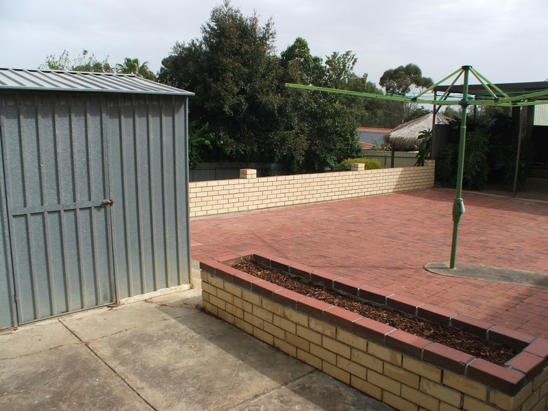 25 Tarni Street, Fairview Park SA 5126