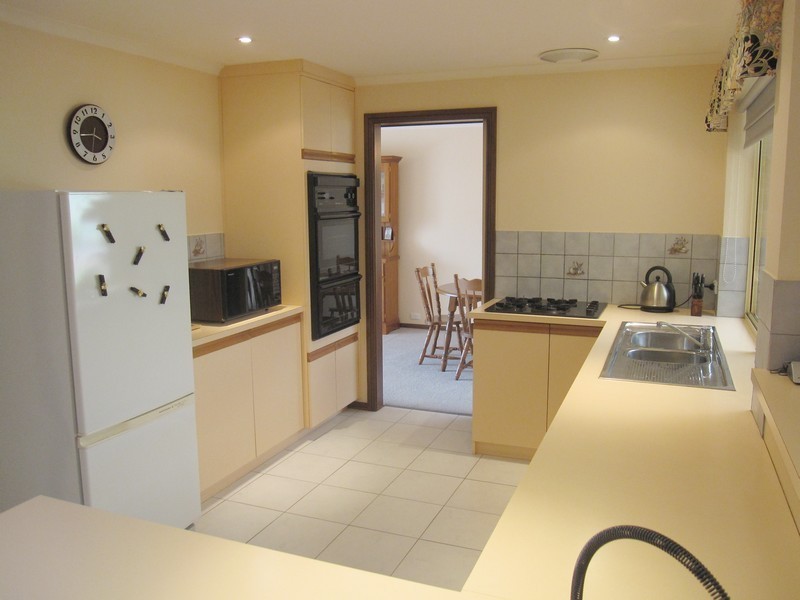 11 Sunshine Court, Wynn Vale SA 5127