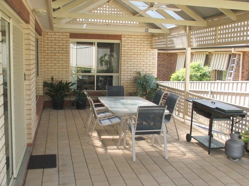 9 Satsuma Crescent, Golden Grove SA 5125