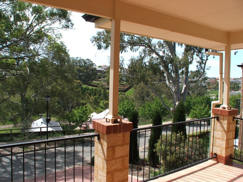 9 Satsuma Crescent, Golden Grove SA 5125