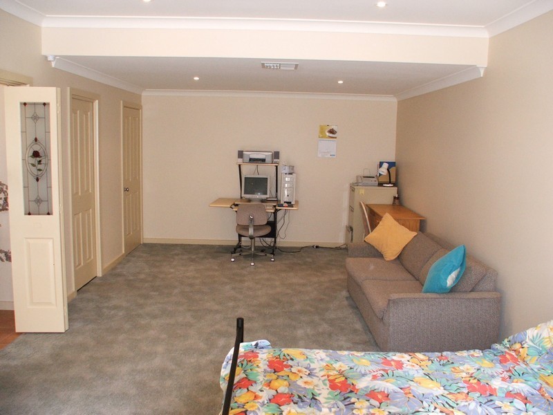 9 Satsuma Crescent, Golden Grove SA 5125