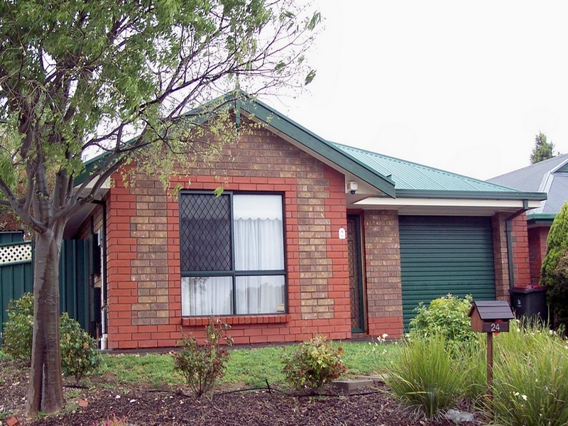24 McIntosh Court, Wynn Vale SA 5127