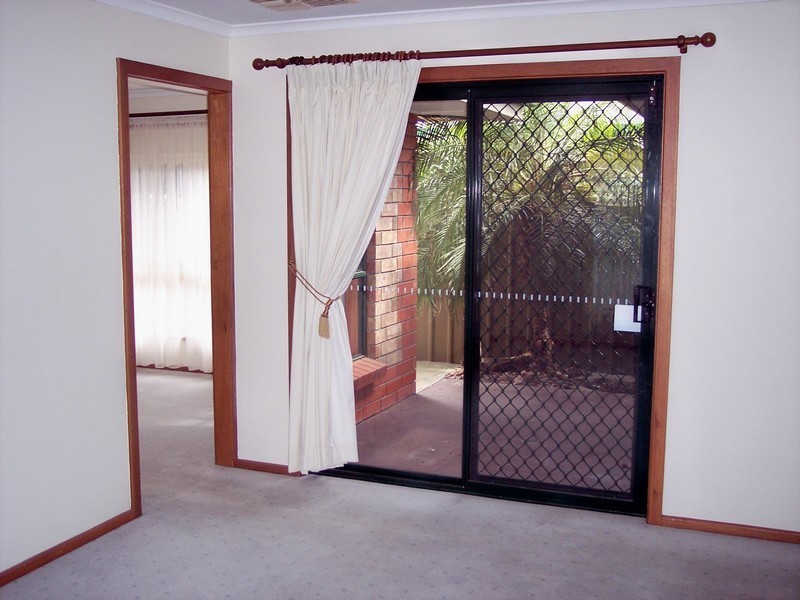 24 McIntosh Court, Wynn Vale SA 5127