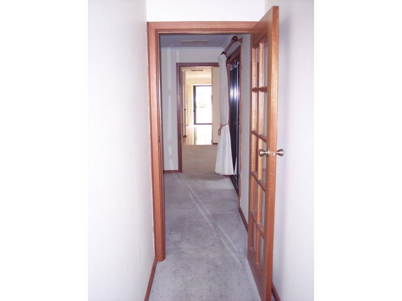 24 McIntosh Court, Wynn Vale SA 5127