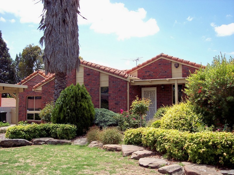 11 Janlyn Road, Vista SA 5091