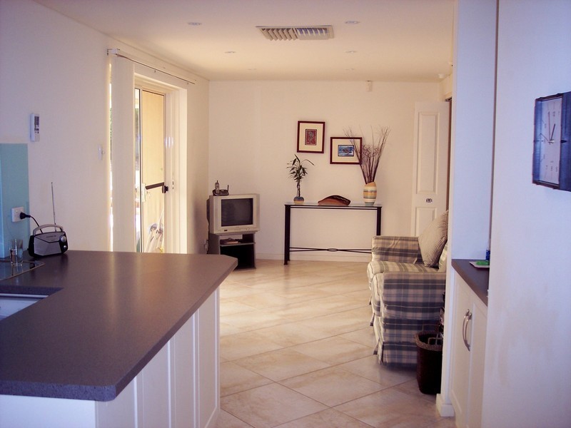 11 Janlyn Road, Vista SA 5091