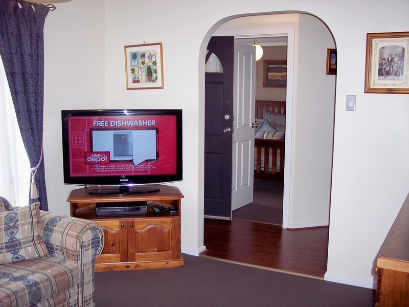 8 Jacaranda Grove, Golden Grove SA 5125