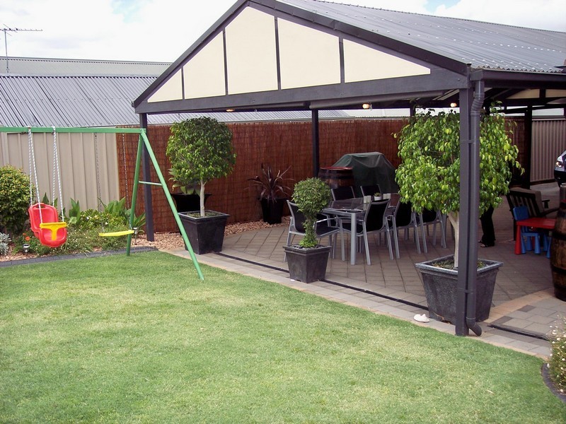 8 Jacaranda Grove, Golden Grove SA 5125