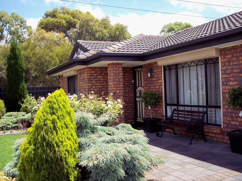 8 Jacaranda Grove, Golden Grove SA 5125