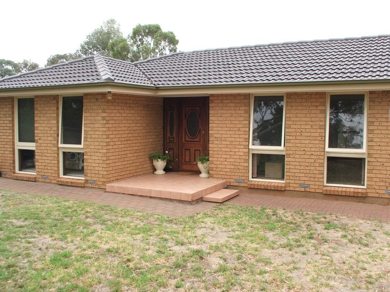 1 Geoff Court, Salisbury Heights SA 5109