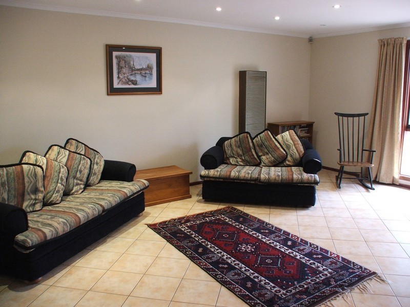 1 Geoff Court, Salisbury Heights SA 5109
