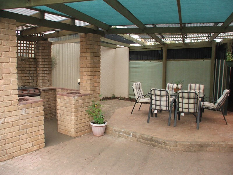 1 Geoff Court, Salisbury Heights SA 5109