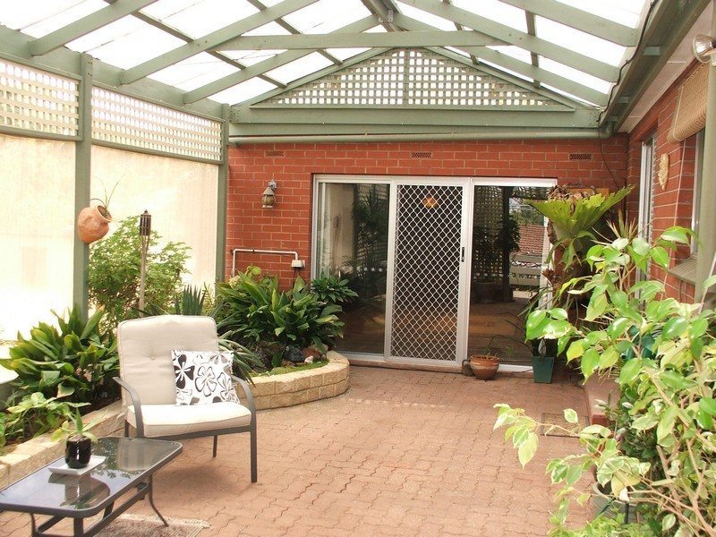 4 Leopold Street, Vista SA 5091