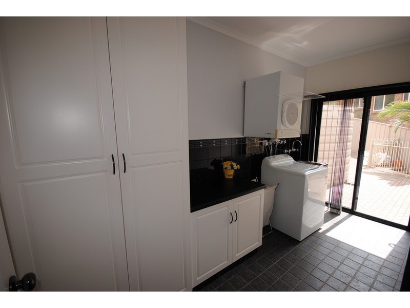 7 Walker Place, Highbury SA 5089