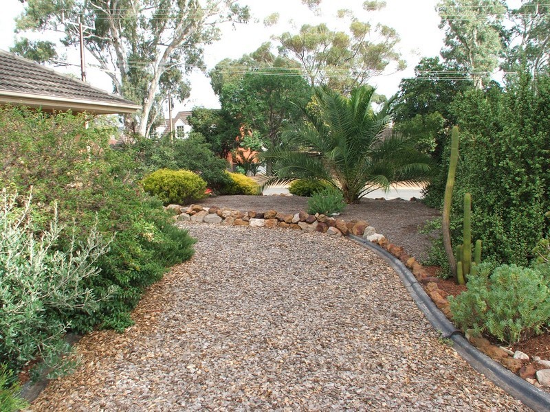 8 Black Top Road, Hillbank SA 5112