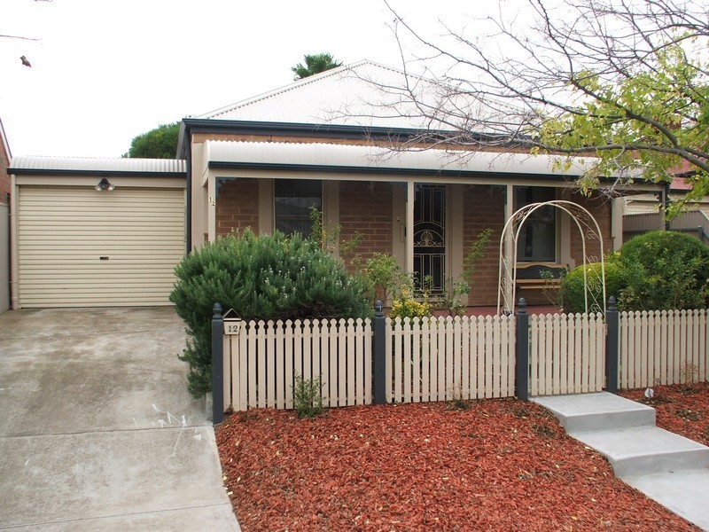 12 Locheal Avenue, Greenwith SA 5125