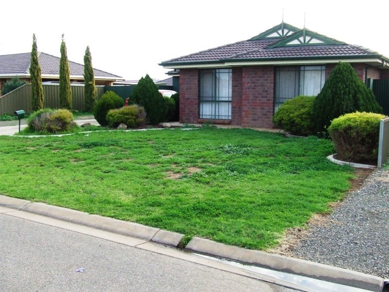 18  Pyrus Crescent, Andrews Farm SA 5114