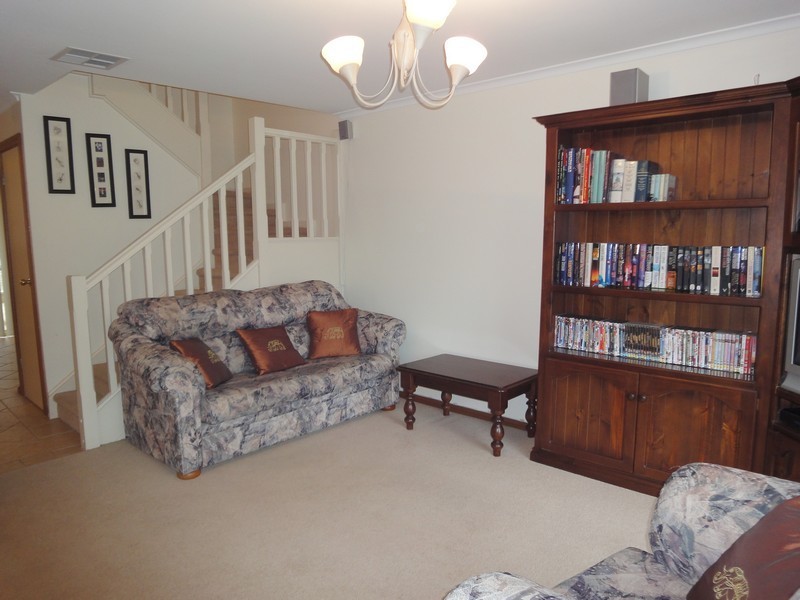 Unit 2, 36 Debenham Court, Greenwith SA 5125