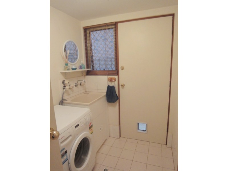 Unit 2, 36 Debenham Court, Greenwith SA 5125