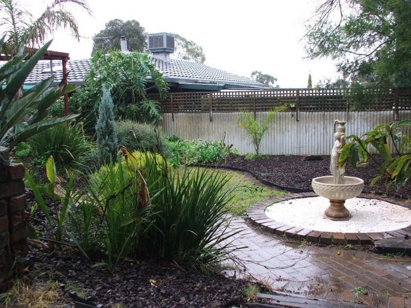 30 Pelsaert Avenue, Fairview Park SA 5126