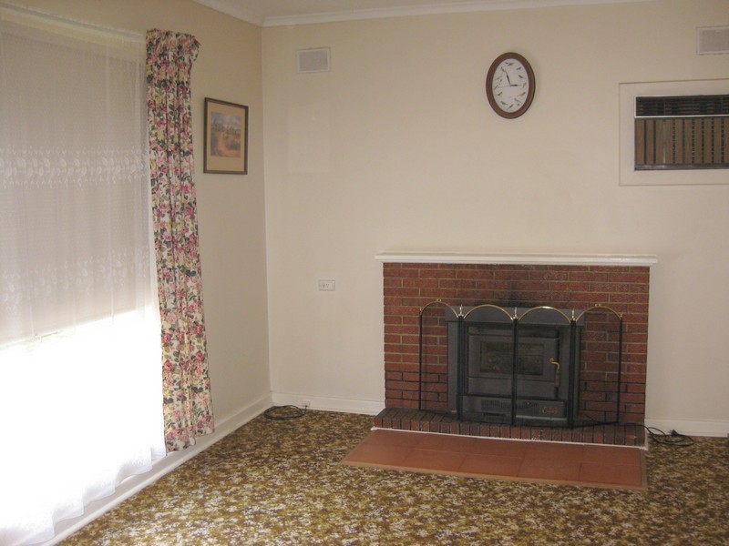 2 Couche Street, Willaston SA 5118