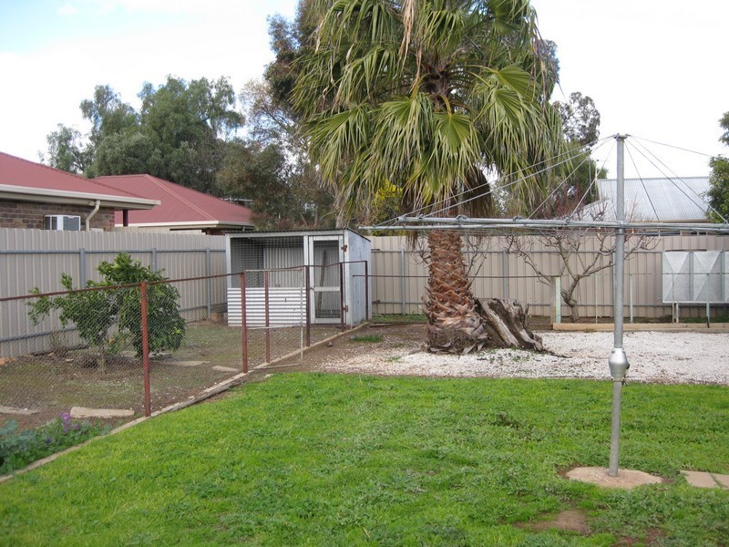 2 Couche Street, Willaston SA 5118