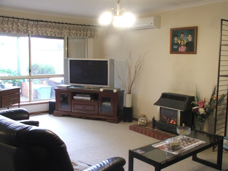 1/3 Far View Crescent, Ridgehaven SA 5097