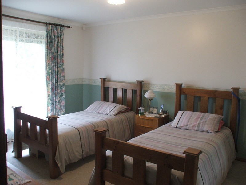 1/3 Far View Crescent, Ridgehaven SA 5097