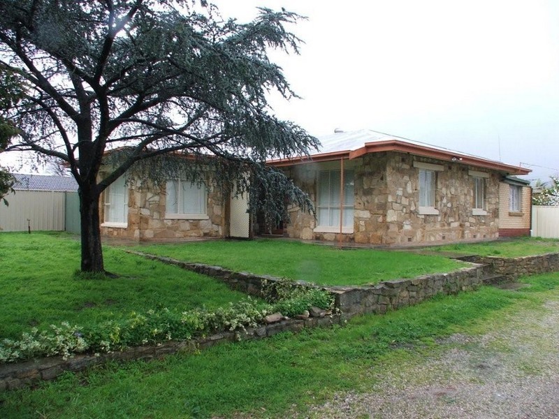 57 Valley Road, Hope Valley SA 5090