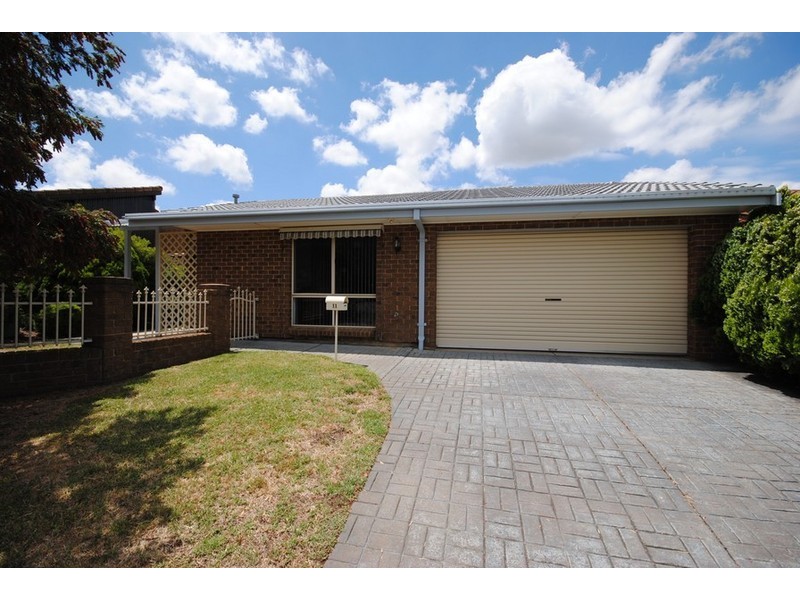 11 Rayner Court, Wynn Vale SA 5127