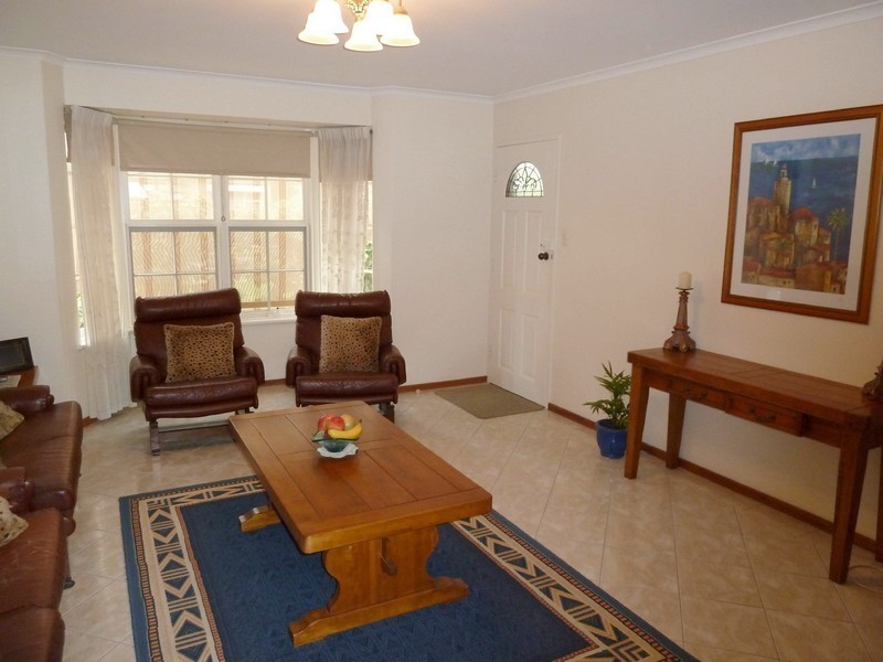 2/33 Orlando Avenue, Hampstead Gardens SA 5086