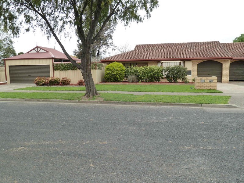 2/33 Orlando Avenue, Hampstead Gardens SA 5086